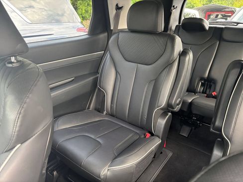 Used 2025 Hyundai Palisade SEL FWD image 37