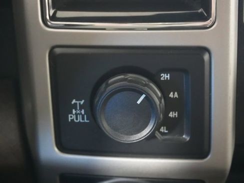 Used 2019 Ford F150 King Ranch w/ Equipment Group 601A Luxury AWD/4WD image 21