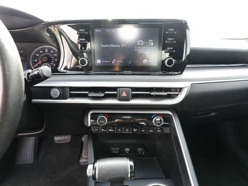 Used 2022 Kia K5 LXS FWD image 15