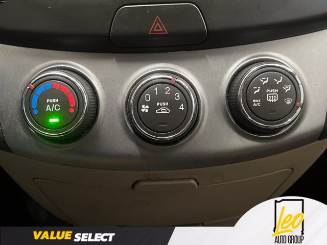 Used 2010 Hyundai Elantra GLS FWD image 12