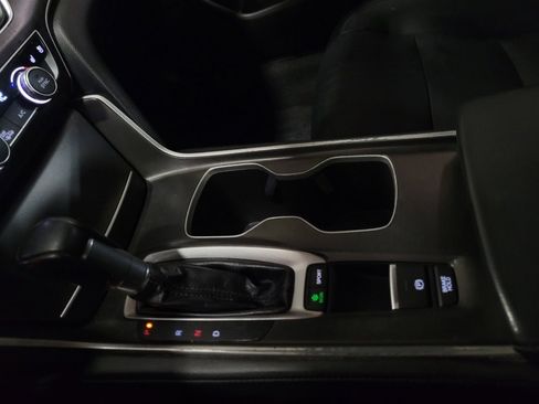 Used 2018 Honda Accord Touring image 26