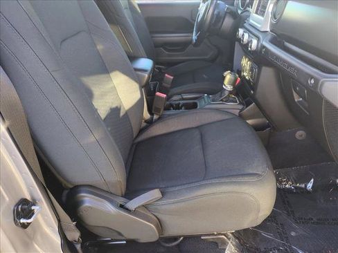 Used 2020 Jeep Wrangler Unlimited Sport S image 19