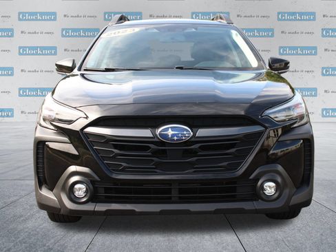 Used 2023 Subaru Outback Premium AWD/4WD image 2
