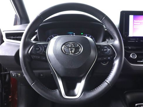 Used 2025 Toyota Corolla SE FWD image 11