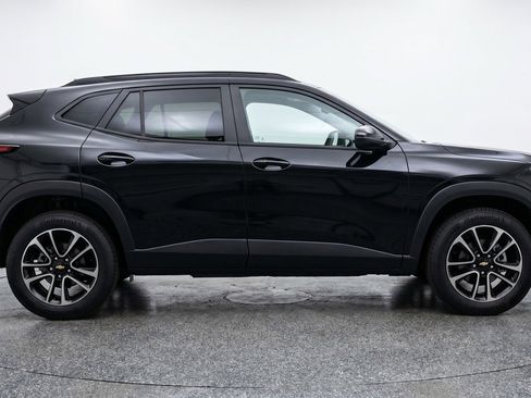 Used 2025 Chevrolet TrailBlazer LT FWD image 11