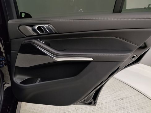 New 2026 BMW X7 xDrive40i w/ M Sport Package image 24