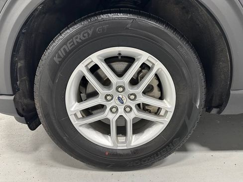 Used 2025 Ford Explorer Active AWD/4WD image 62