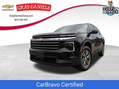 Certified 2025 Chevrolet Traverse LT