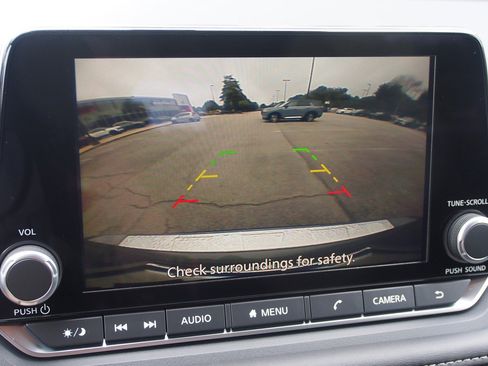 Used 2026 Nissan Rogue SV FWD image 26