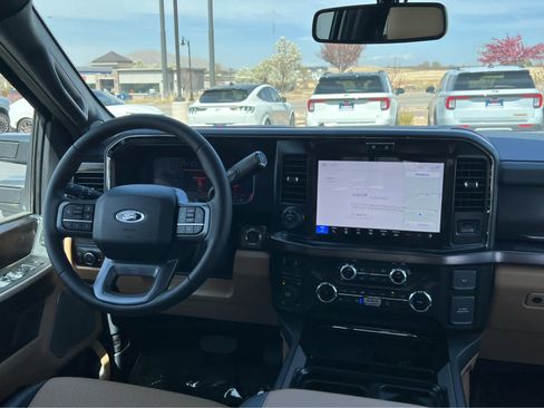 New 2026 Ford F250 Lariat w/ Black Appearance Package image 24