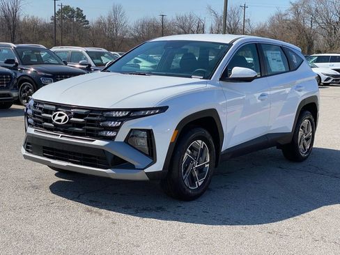 New 2026 Hyundai Tucson Blue SE AWD/4WD image 3