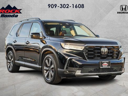 Certified 2025 Honda Pilot Elite image 4