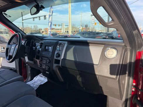 Used 2014 Ford F150 XLT w/ XLT Chrome Package image 21