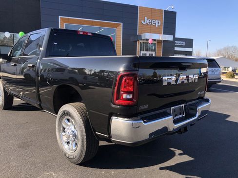 New 2026 RAM 2500 Tradesman w/ Chrome Appearance Group image 12