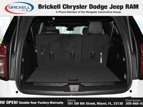 Used 2023 Chevrolet Suburban RST RWD image 10