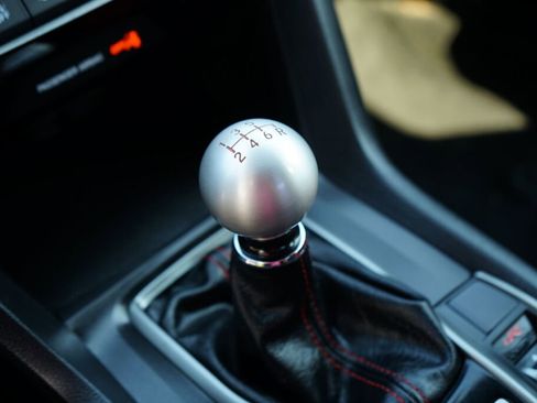 Used 2019 Honda Civic Type R image 19