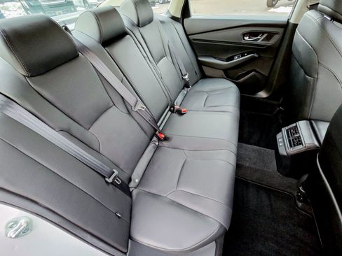 Used 2023 Honda Accord Touring image 29