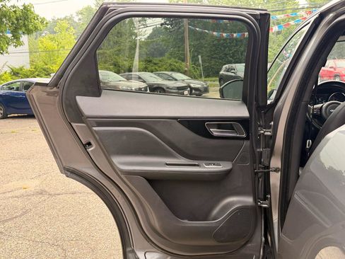 Used 2019 Jaguar F-PACE Premium AWD/4WD image 21