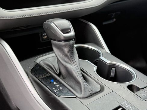 Certified 2022 Toyota Highlander LE image 25