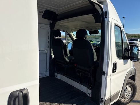 Used 2023 RAM ProMaster 2500 image 12