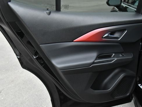 Used 2024 Chevrolet Equinox EV RS FWD image 43