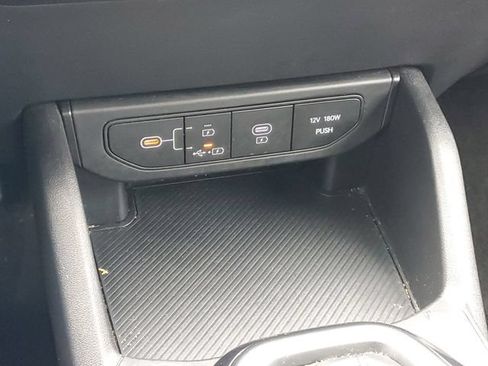 Used 2025 Kia K4 FWD image 23