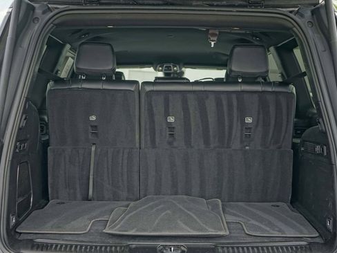 Used 2024 Jeep Wagoneer Series II w/ Flexible Seating Group AWD/4WD image 9