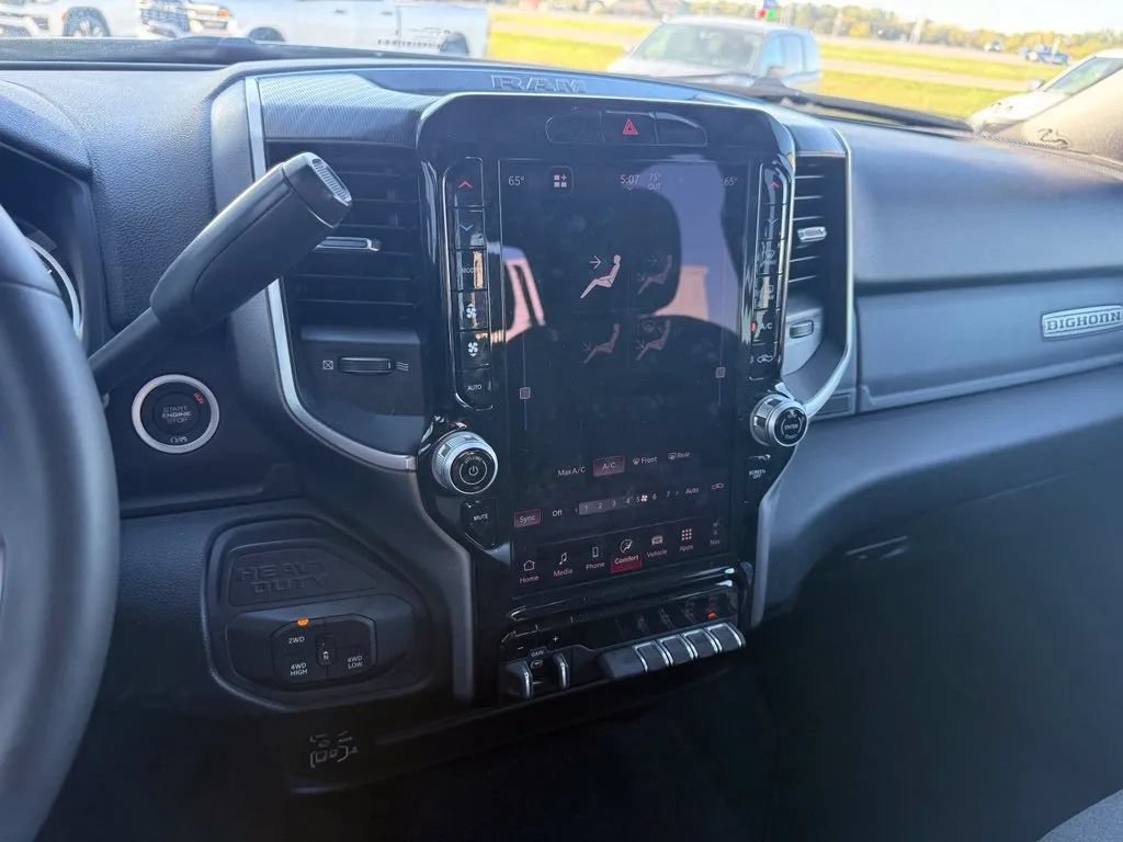 Used 2026 RAM 2500 Big Horn AWD/4WD image 16