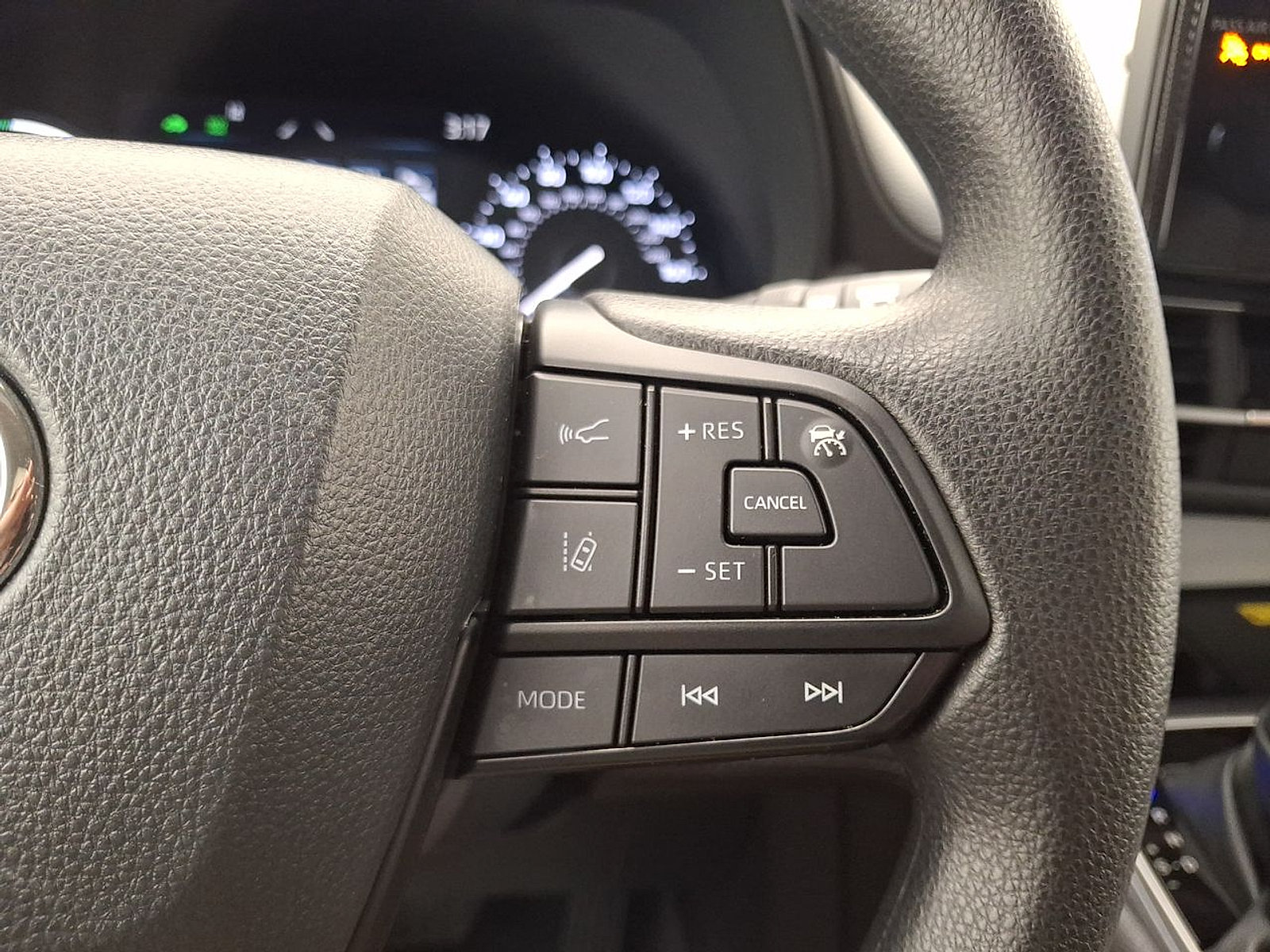 Certified 2026 Toyota Sienna LE AWD/4WD image 22