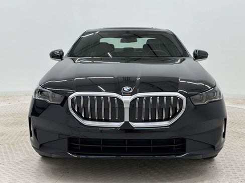 Used 2026 BMW 530i RWD image 6
