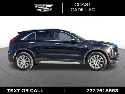 Certified 2023 Cadillac XT4 Premium Luxury FWD image 4