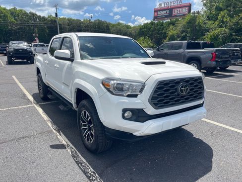 Used 2023 Toyota Tacoma TRD Sport RWD image 1