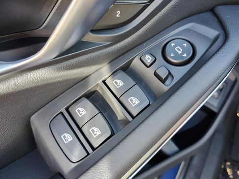 New 2026 BMW 330i Sedan w/ Premium Package image 23