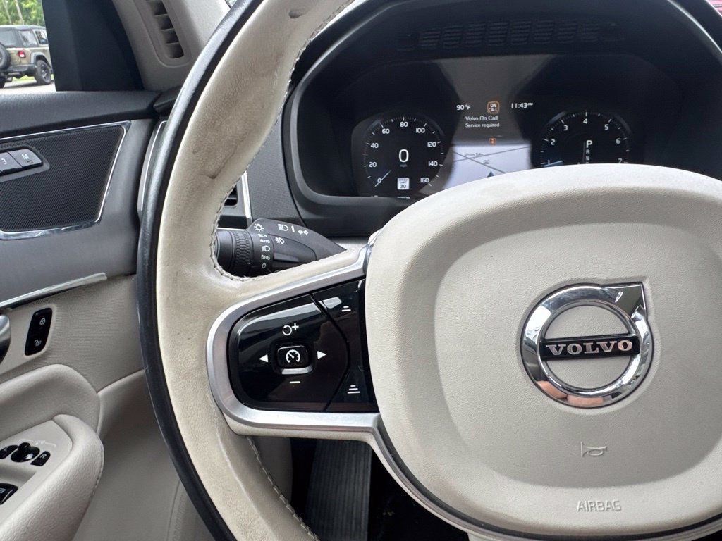 Used 2022 Volvo XC90 T5 Momentum AWD/4WD image 28