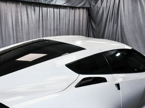 Used 2015 Chevrolet Corvette Z06 w/ 3LZ Preferred Equipment Group image 89