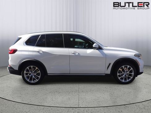 Used 2022 BMW X5 sDrive40i w/ Premium Package image 8