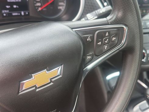 Used 2023 Chevrolet Malibu LT FWD image 19