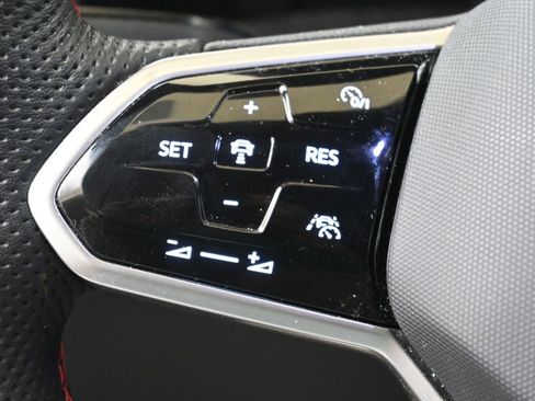 Certified 2024 Volkswagen GTI Autobahn image 24