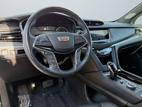 Used 2024 Cadillac XT5 Premium Luxury image 13