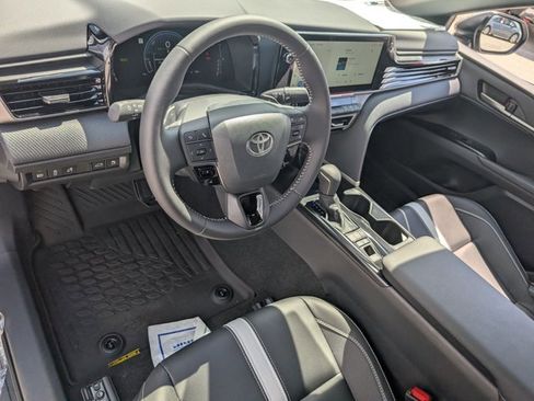 New 2026 Toyota Camry SE FWD image 3