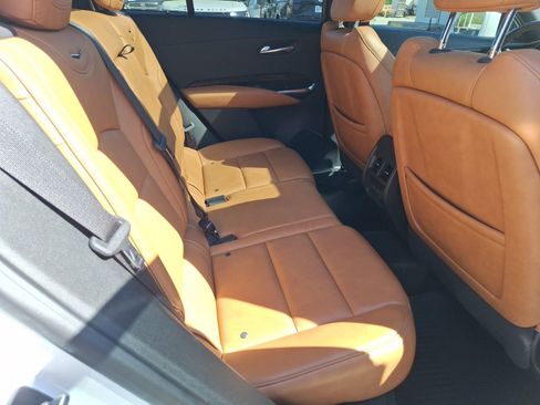 Used 2019 Cadillac XT4 Premium Luxury w/ Technology Package image 32