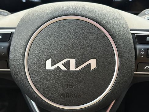 Certified 2025 Kia Sportage EX image 26