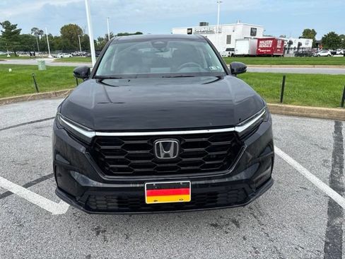 Used 2024 Honda CR-V EX image 2