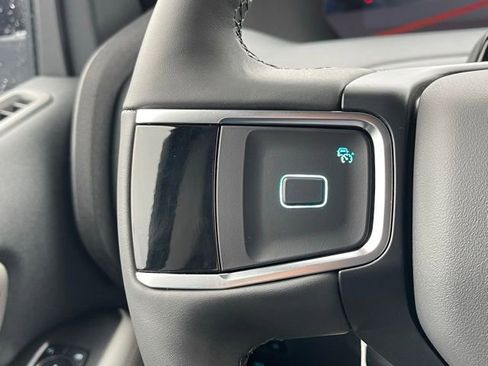 New 2025 Ford Expedition Active image 15