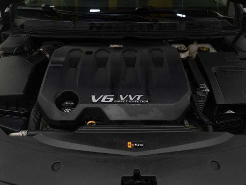 Used 2019 Cadillac XTS Luxury image 25