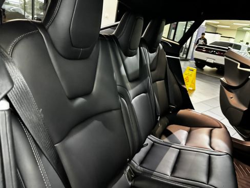 Used 2018 Tesla Model S 100D AWD/4WD image 16