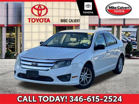 Used 2012 Ford Fusion S image 1