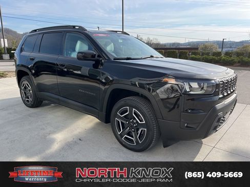 New 2026 Jeep Cherokee Laredo image 28