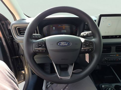 New 2025 Ford Maverick XL image 13