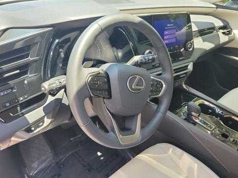 Certified 2023 Lexus RX 350 FWD w/ Accessory Package (Z1) image 22